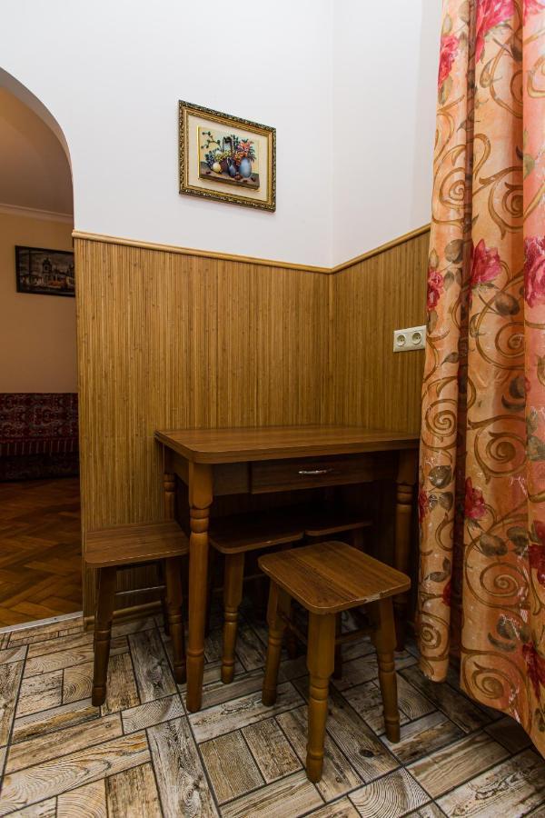 Квартира В Центрі Вулиця Балабана 29 Біля Краківського Ринку Lviv Exterior foto